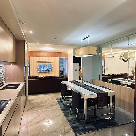 The H Tower Rasuna Suites Kuningan Jakarta By Villaloka エクステリア 写真