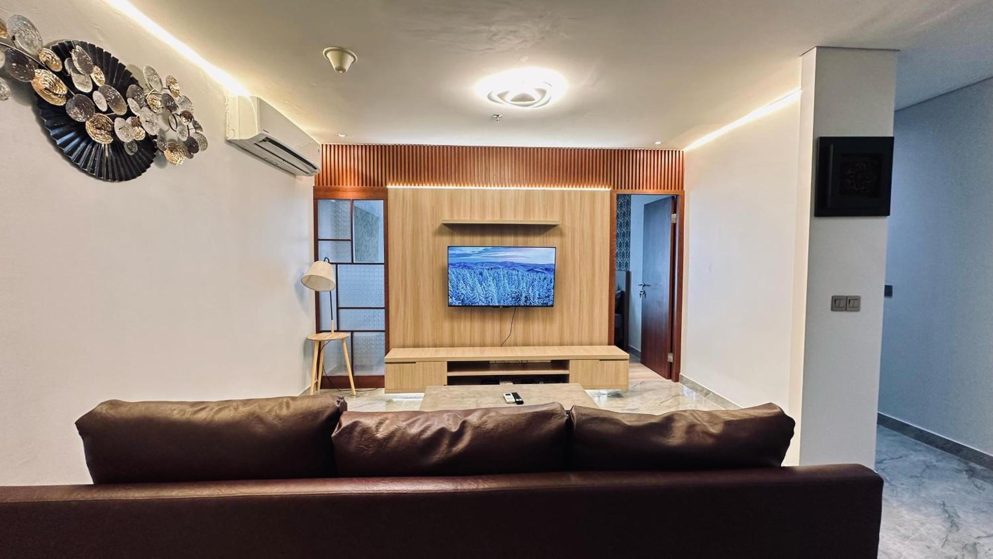 The H Tower Rasuna Suites Kuningan Jakarta By Villaloka エクステリア 写真