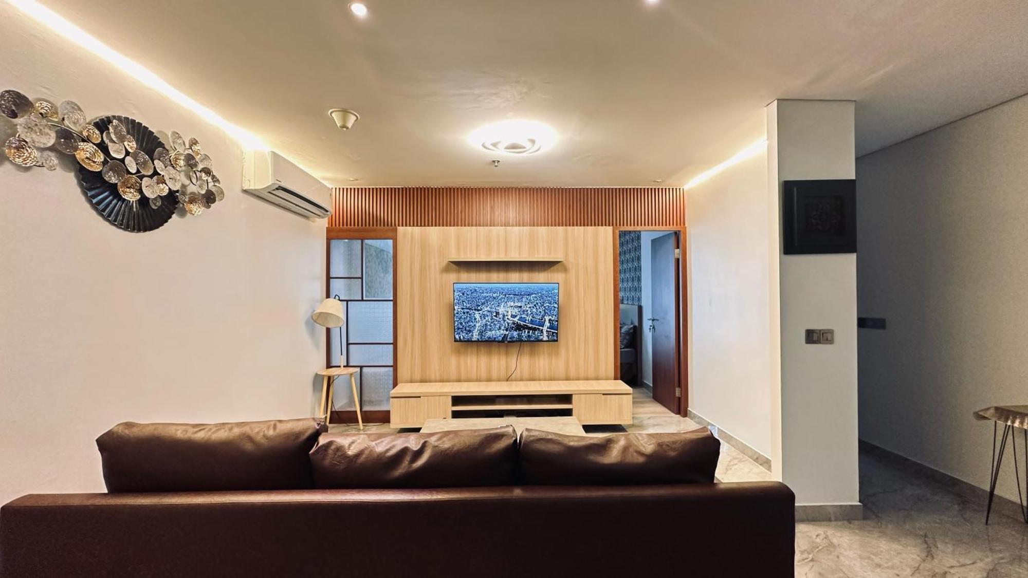 The H Tower Rasuna Suites Kuningan Jakarta By Villaloka エクステリア 写真